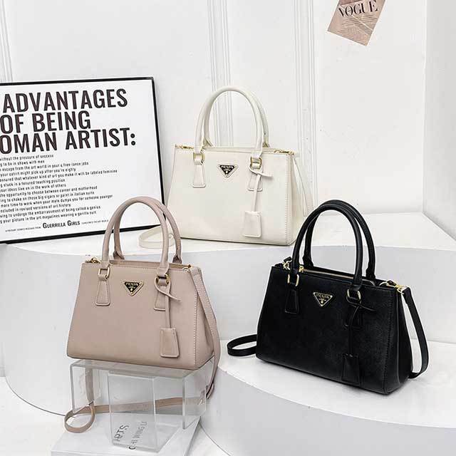 Fashion Logo Leather Women Crossbody Handbag