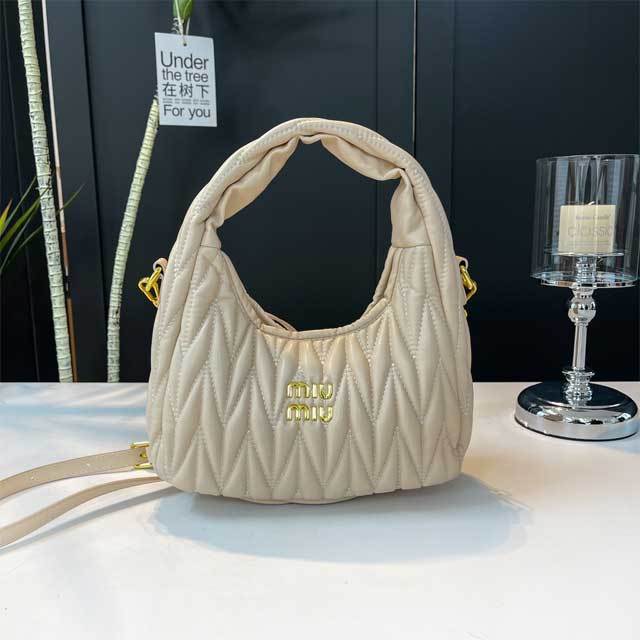 Metal Logo Leather Women Fashion Purses