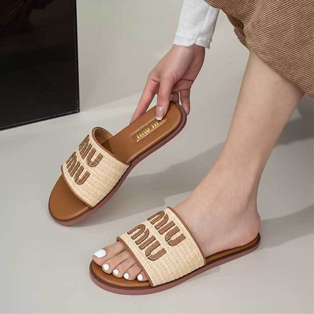 Fashion Braid Women Beach Slipper