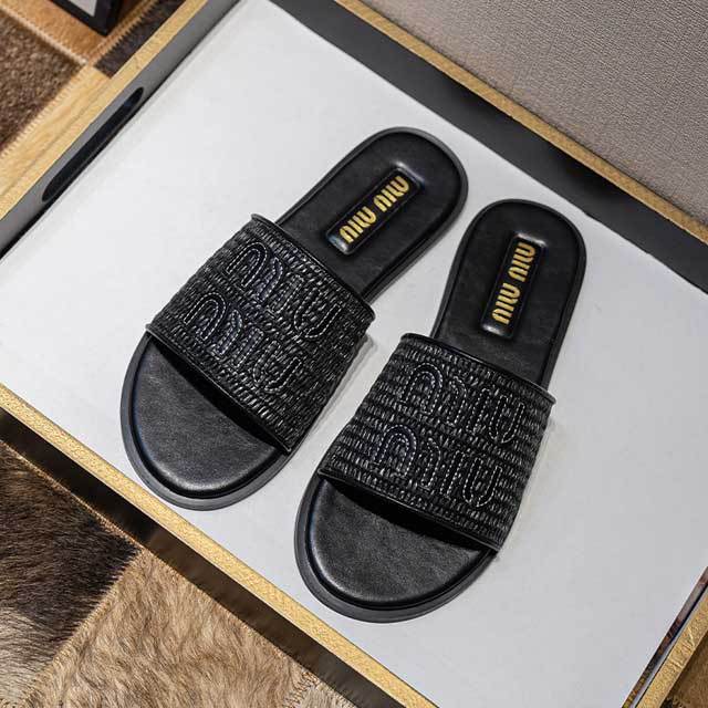 Fashion Braid Women Beach Slipper