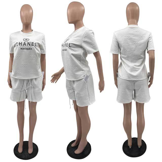 Fashion Embroidery Embossing Two Piece Short Set