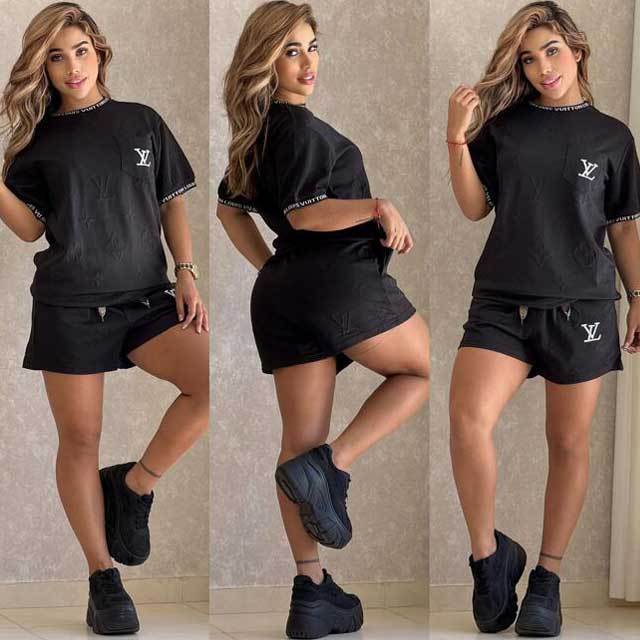 Fashion Embossing Women Short Set
