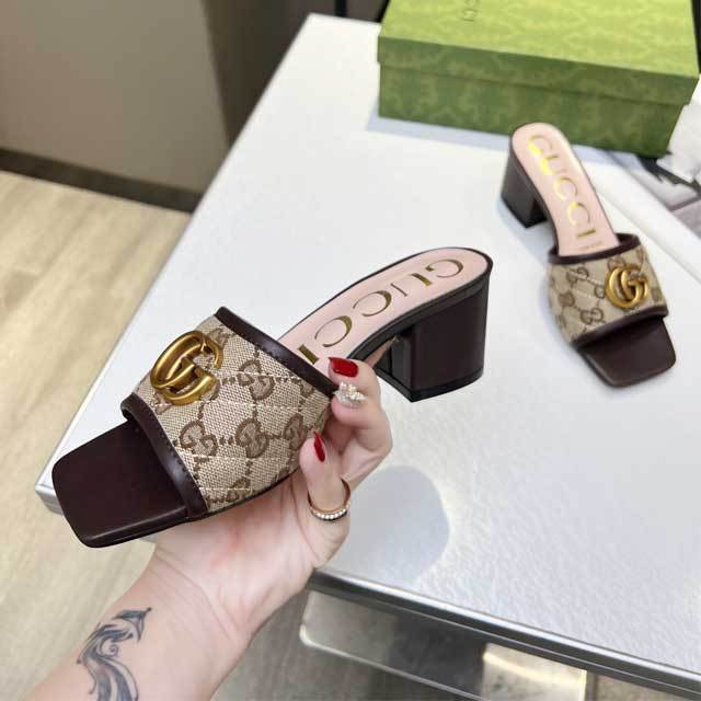 Metal Logo Summer Chunky Sandals