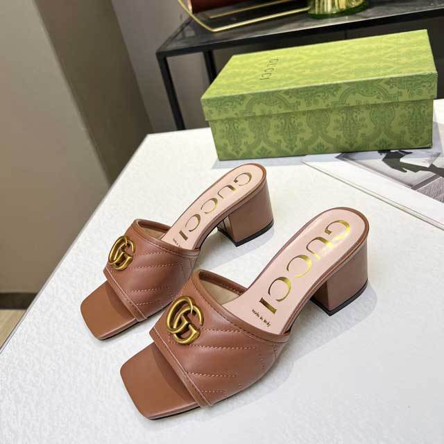 Metal Logo Summer Chunky Sandals
