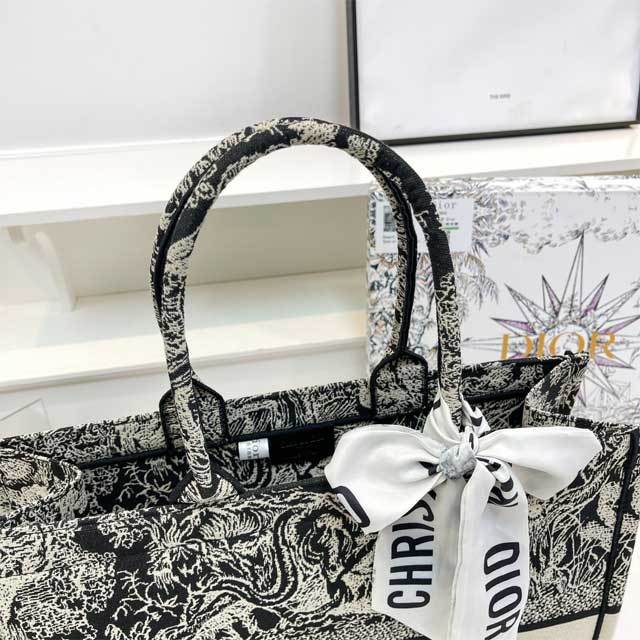 Fashion Printed Canvas Handbag
