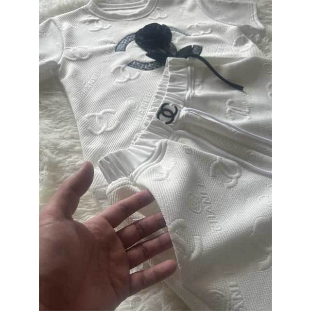 Rose Embellished Embossing Short Set
