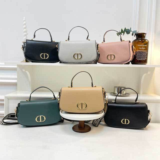 Women Leather Fashion Messenger Bag