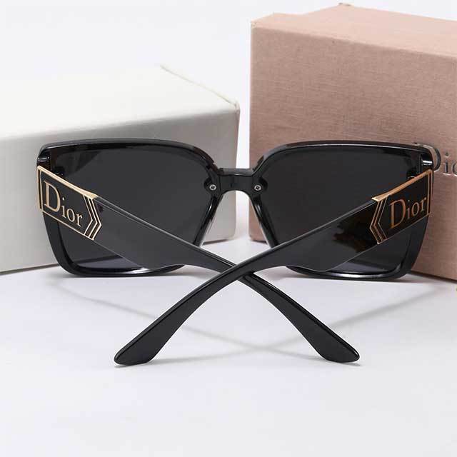 Luxury Fashion Large Frame Sunglasses