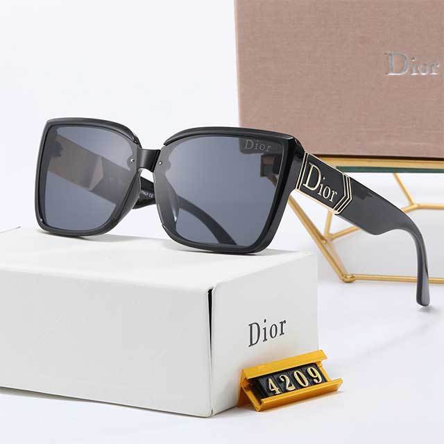 Luxury Fashion Large Frame Sunglasses