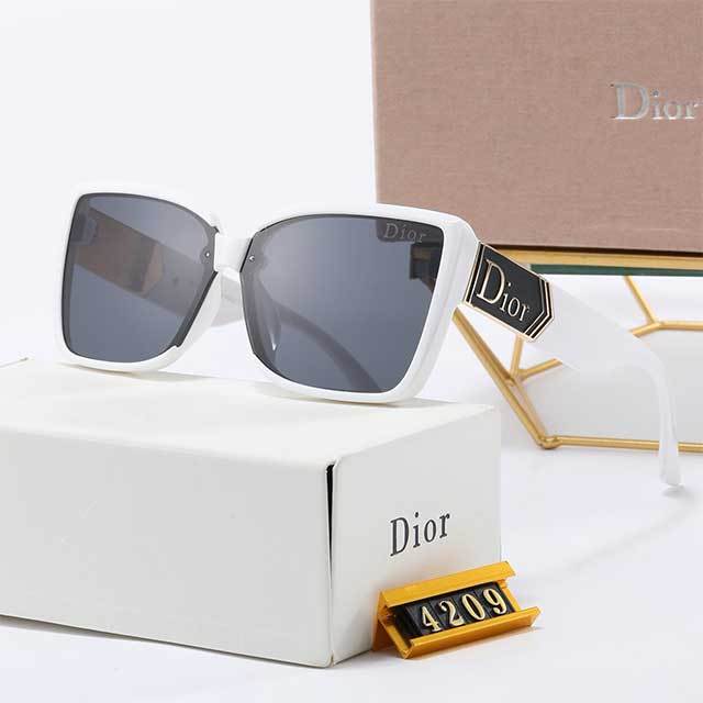 Luxury Fashion Large Frame Sunglasses