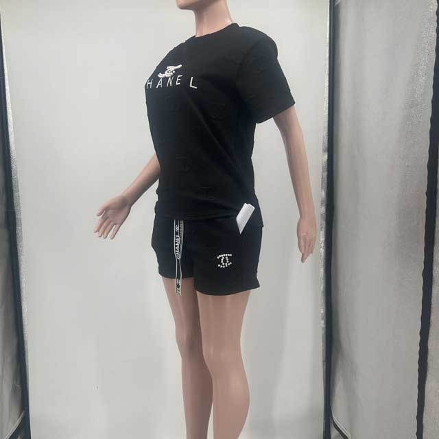 Fashion Embossing Pearl Casual Short Set
