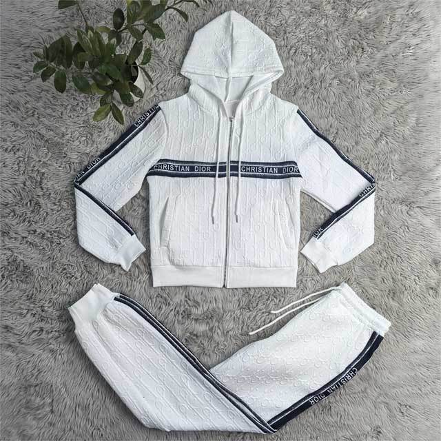 Letter Embossing Hooded Jogging Suit