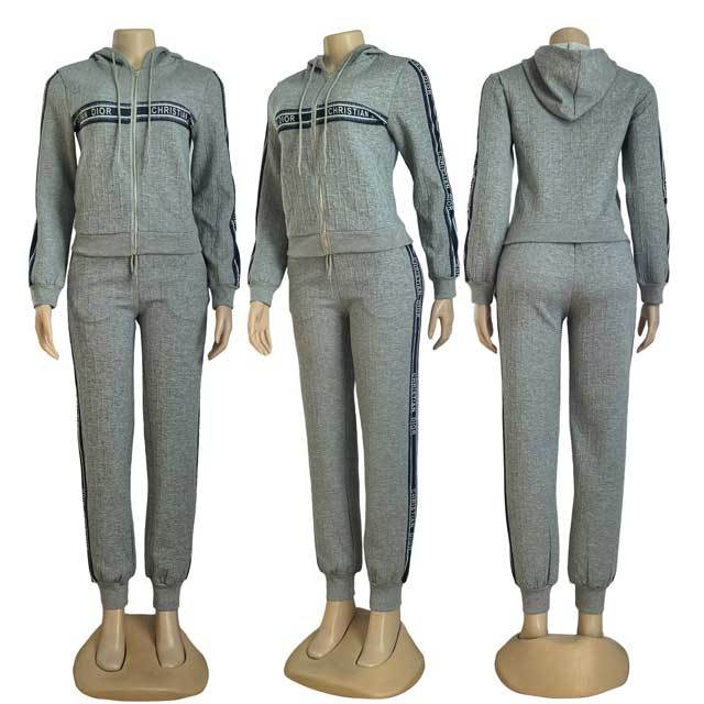 Letter Embossing Hooded Jogging Suit
