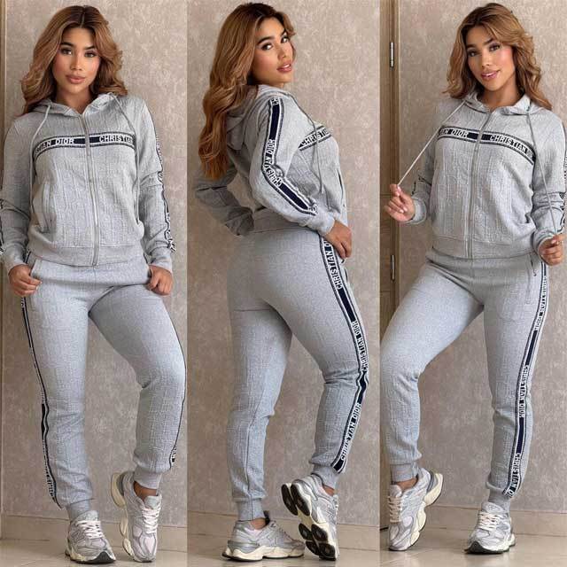 Letter Embossing Hooded Jogging Suit