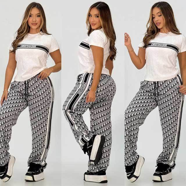 Letter Embossing Short Sleeve Pants Set