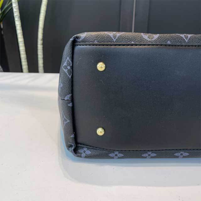 Metal Logo Leather Printed Women Handbag