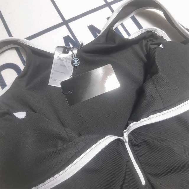 Embroidery Zipper Sleeveless One Piece Swimwear