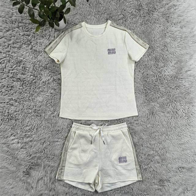 Women Embossing Casual Short Set