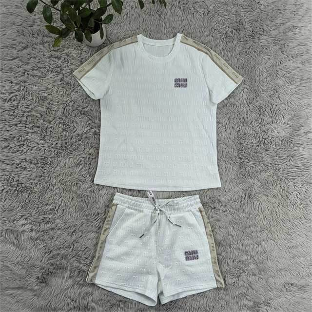 Women Embossing Casual Short Set