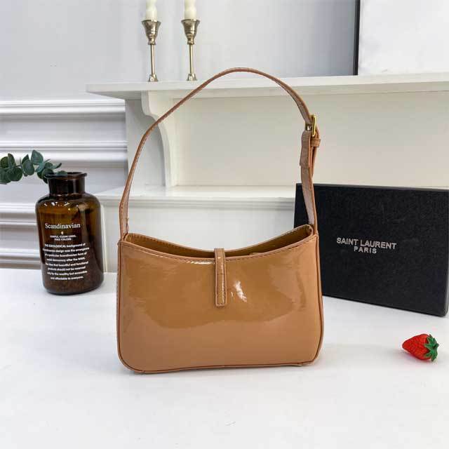 Metal Logo Leather Fashion Women Purses