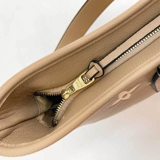 Women Leather Fashion Handbag