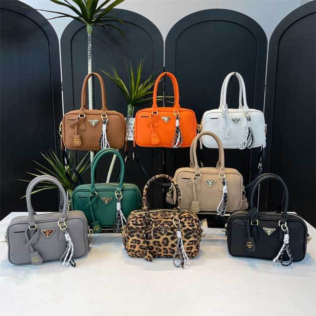 Fashion Logo Leather Crossbody Bag