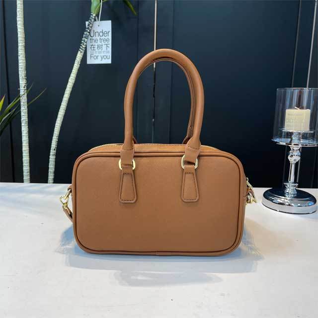 Fashion Logo Leather Crossbody Bag