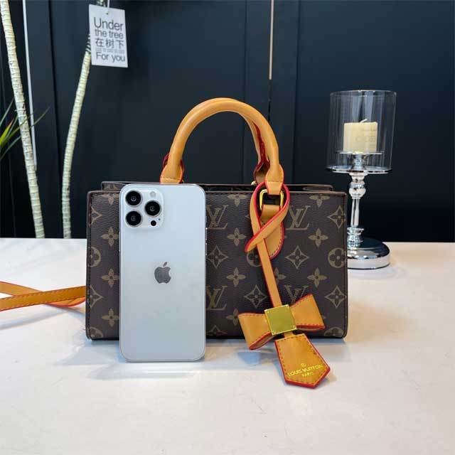 Fashion Print Leather Crossbody Bag
