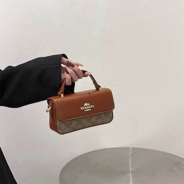 Women Leather Fashion Messenger Bag