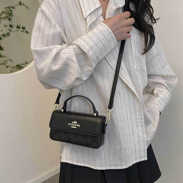 Women Leather Fashion Messenger Bag