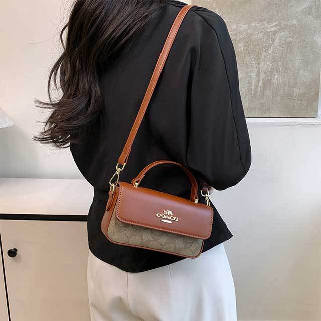 Women Leather Fashion Messenger Bag