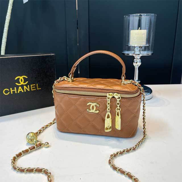 Metal Logo Leather Chained Crossbody Makeup Bag