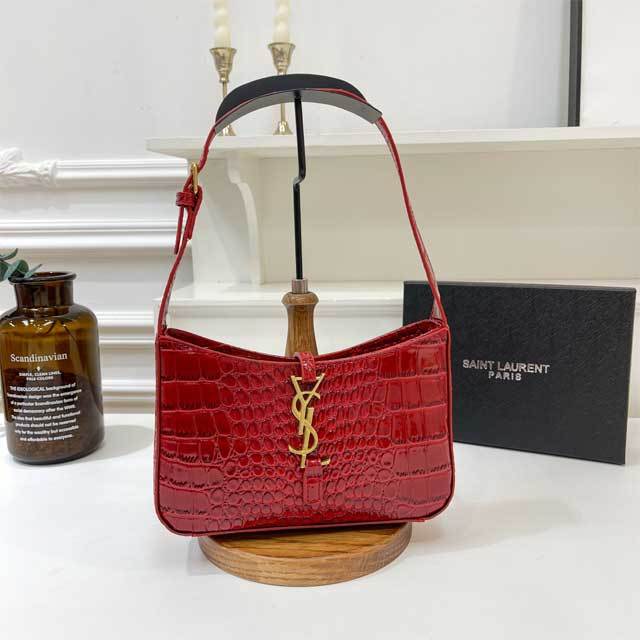Metal Logo Leather Fashion Women Purses