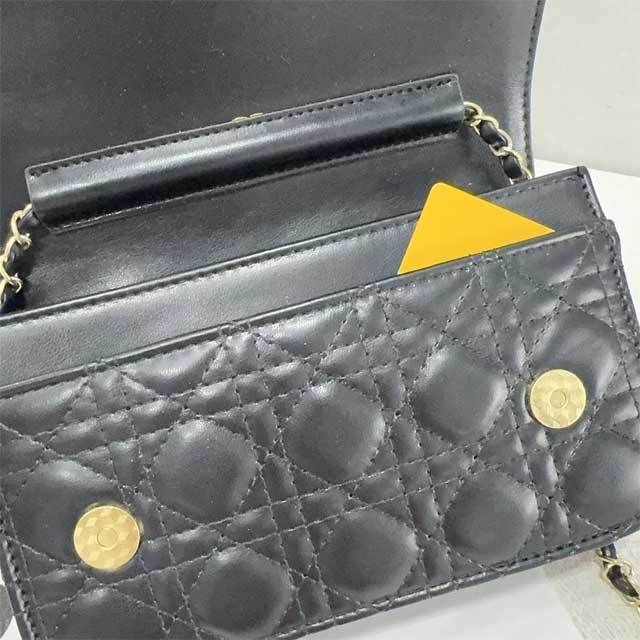 Chained Leather Fashion Messenger Bag
