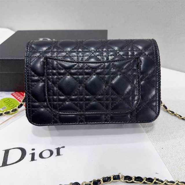 Chained Leather Fashion Messenger Bag