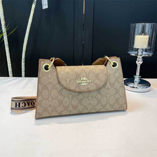 Metal Logo Leather Fashion Women Purses