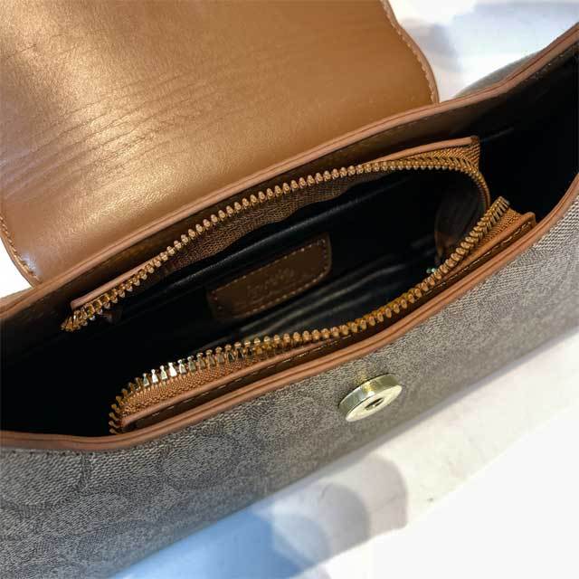 Metal Logo Leather Fashion Women Purses