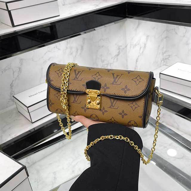 Chained Leather Printed Shoulder Bag