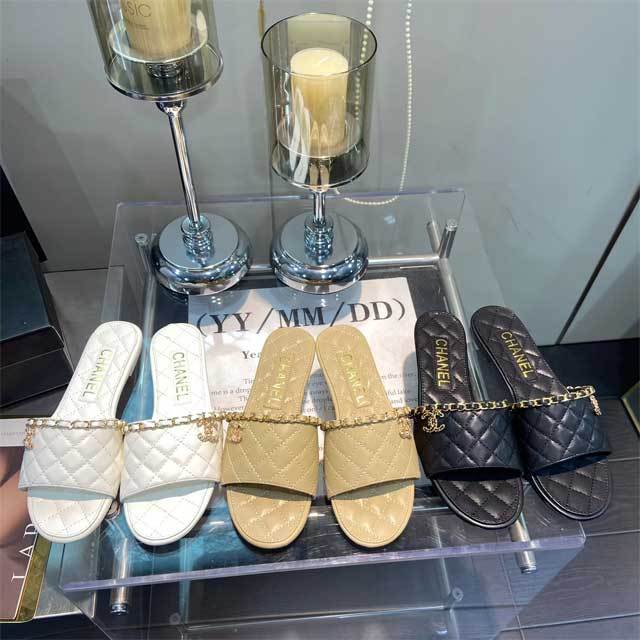 Fashion Leather Women Casual Slipper