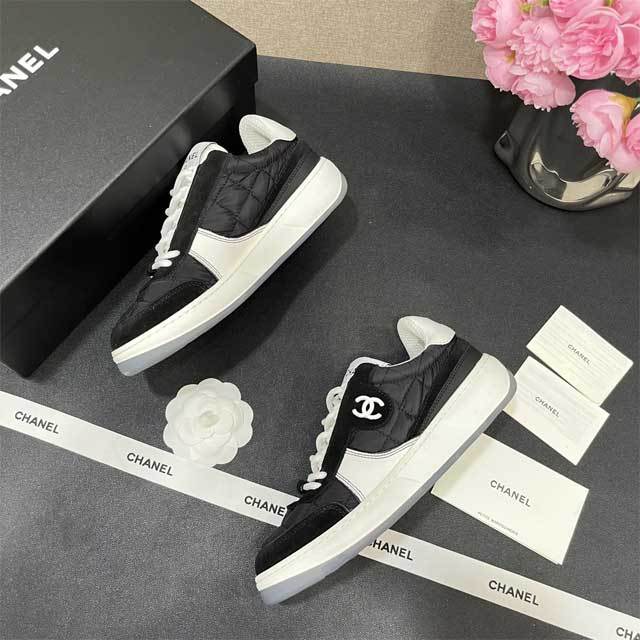 Lace-Up Fashion Women Casual Sneakers