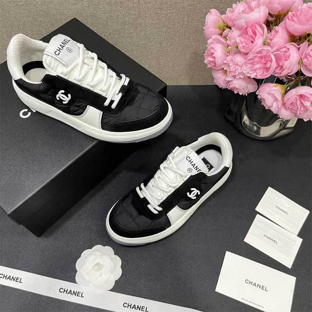 Lace-Up Fashion Women Casual Sneakers