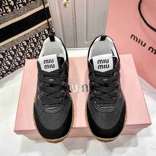Simple Design Women Lace-Up Sneakers