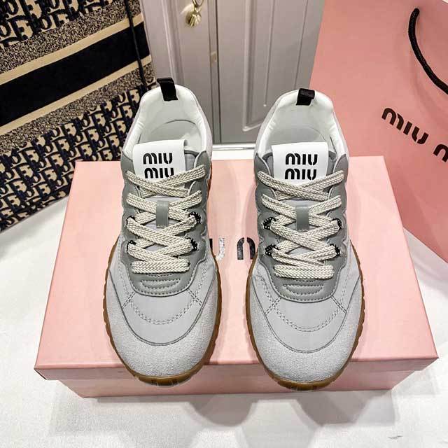 Simple Design Women Lace-Up Sneakers