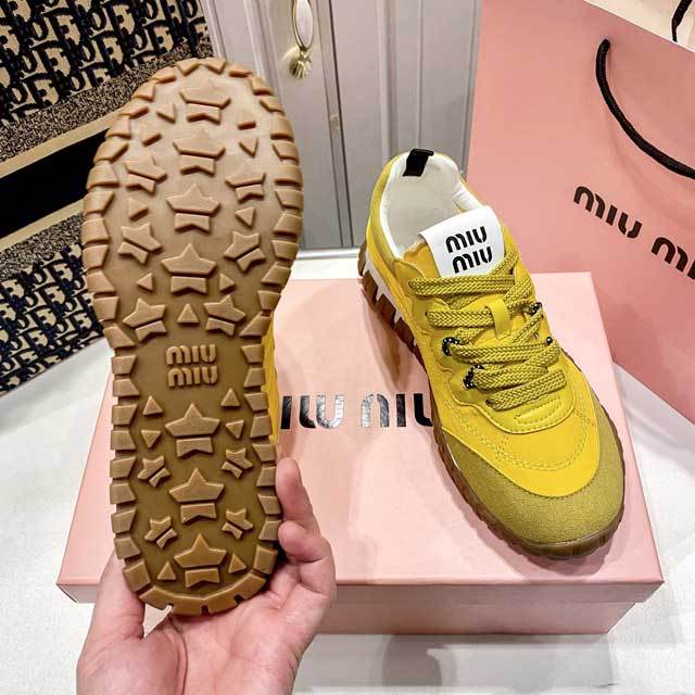 Simple Design Women Lace-Up Sneakers