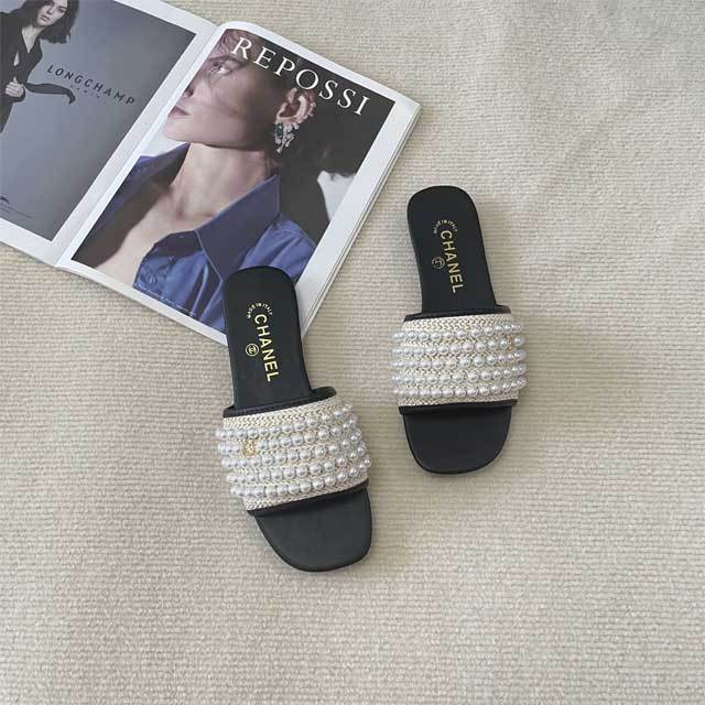Pearl Fashion Summer Beach Slides