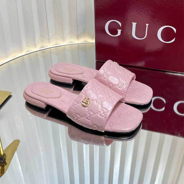 Leather Fashion Embossing Flat Sandals
