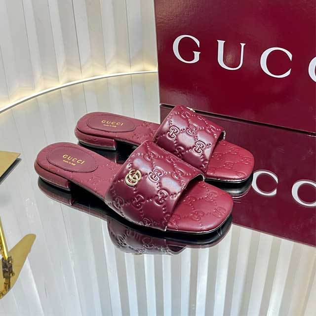 Leather Fashion Embossing Flat Sandals