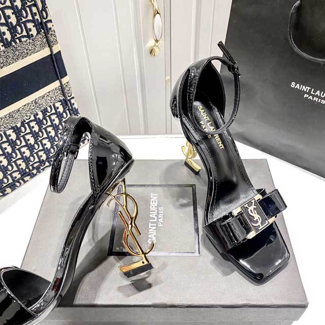 Special High Heeled Women Sandals