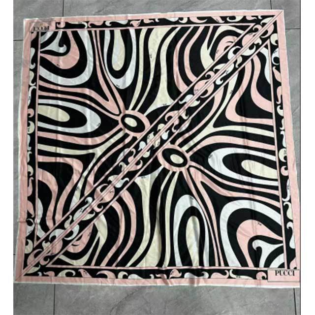 Chic Printed Swimwear Bikinis Scarf Set