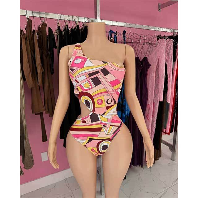 Single Shoulder Printed Cut Out One-piece Swimsuit